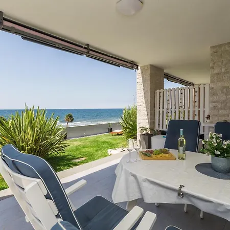 Lucia Apartament